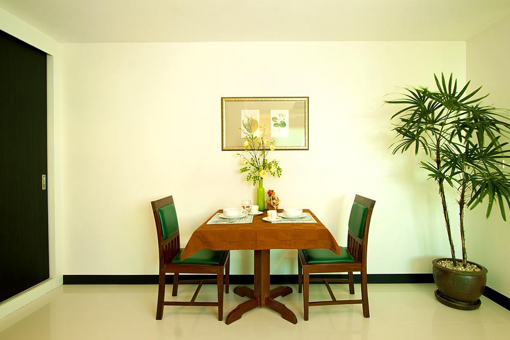 Laurel Suite Bangkok Rum bild